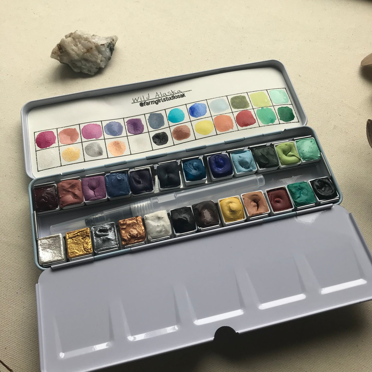 Deluxe Watercolor Tin - Wild Alaska