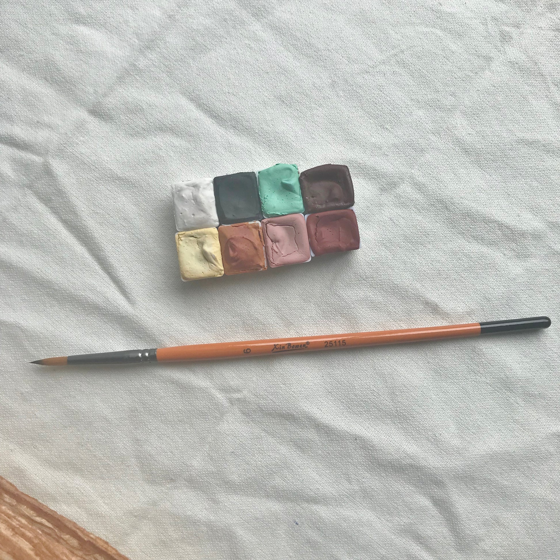 Watercolor Brush with Nylon Hair & Birch Wood Handle